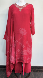 PURE CRAPE FABRIC KURTA SET - Image 2